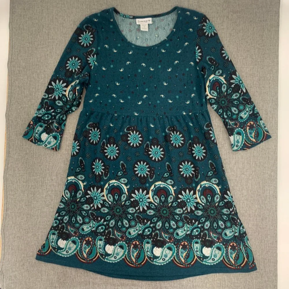 Serengeti Paisley Sweater Dress Medium Green‎ Long Sleeve Round Neck